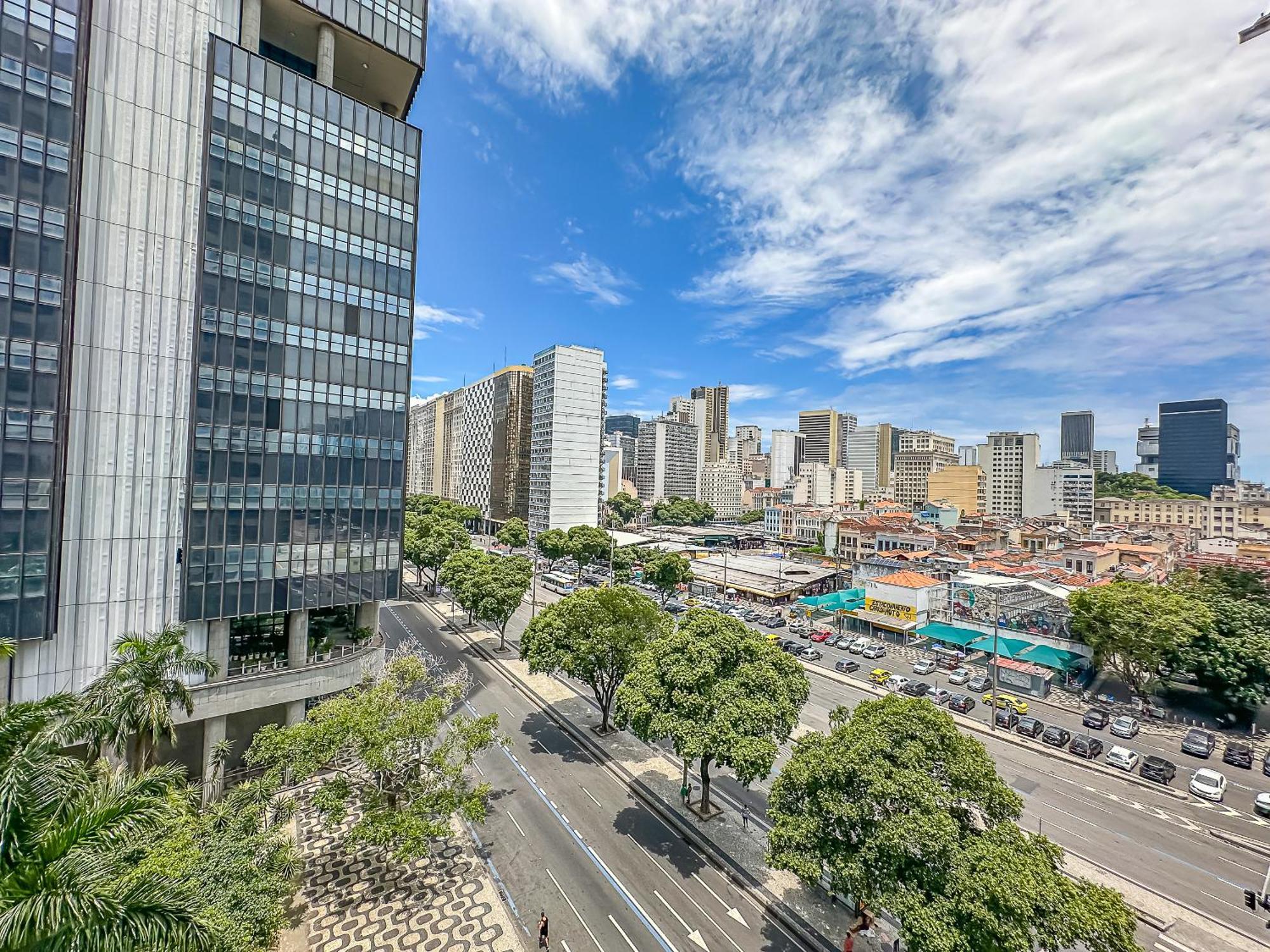 Confortavel Colado Metro Uruguaiana Apartamento *